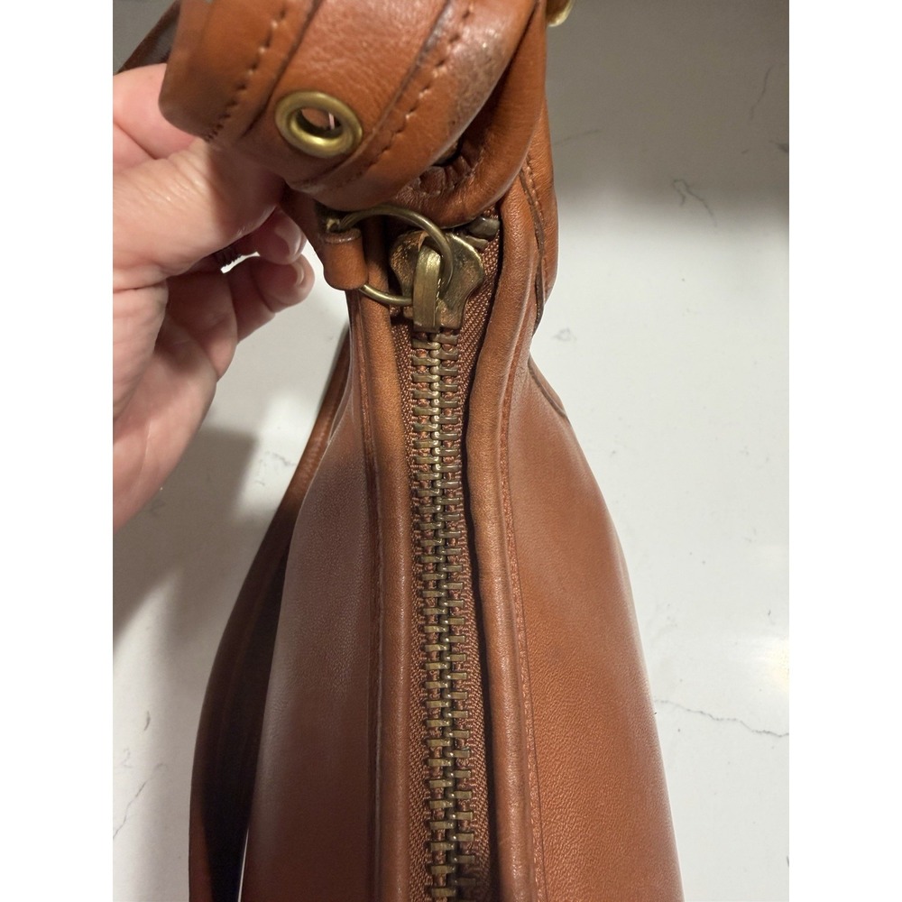 Vintage COACH 9950 Camel Brown Leather Shoulder Bag Janice Legacy  Glove-Tanned - Picture 8 of 12
